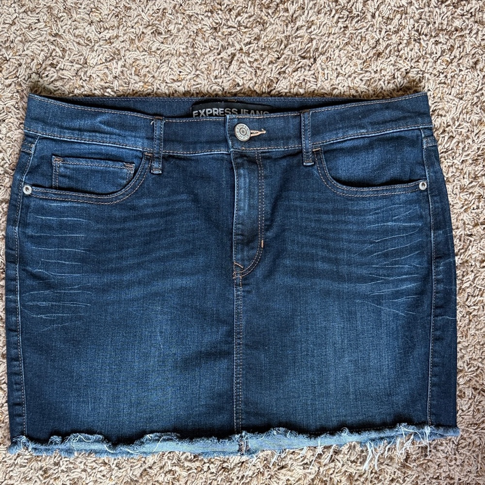 Express Women's Frayed Hem Denim Mini Skirt - Dark Blue